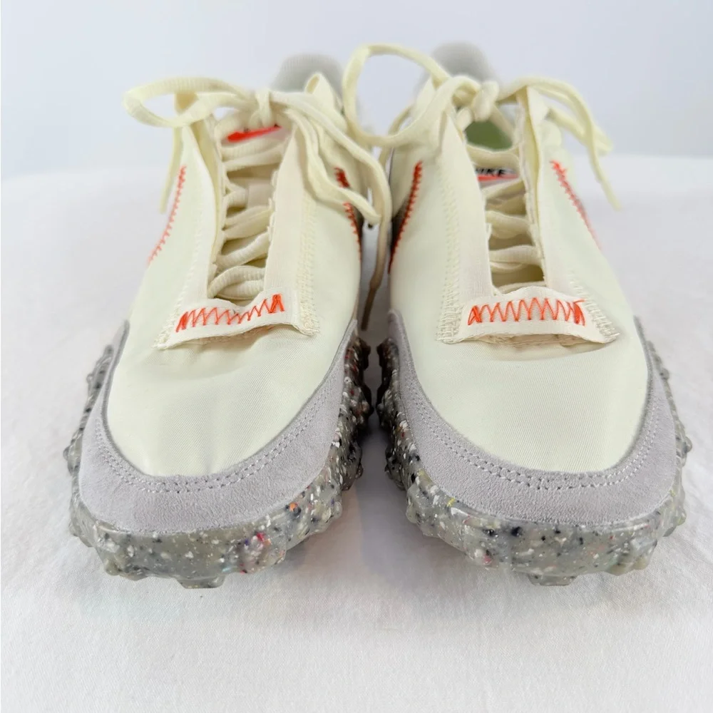Nike Woman's Waffle Racer Crater Sneaker in Coconut Milk Size‎ 7